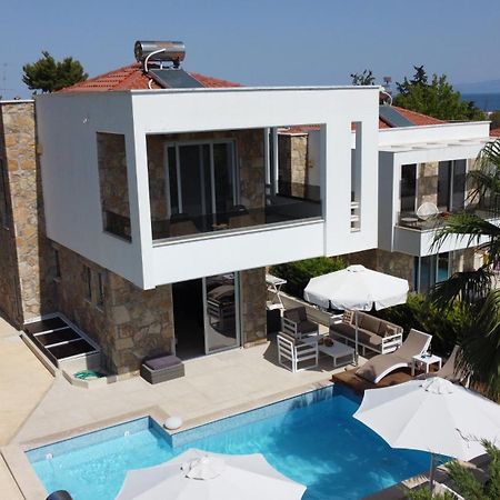 Villa Douglas - Private Pool, Bbq, 4Bdrms, View Pefkochori Exterior photo